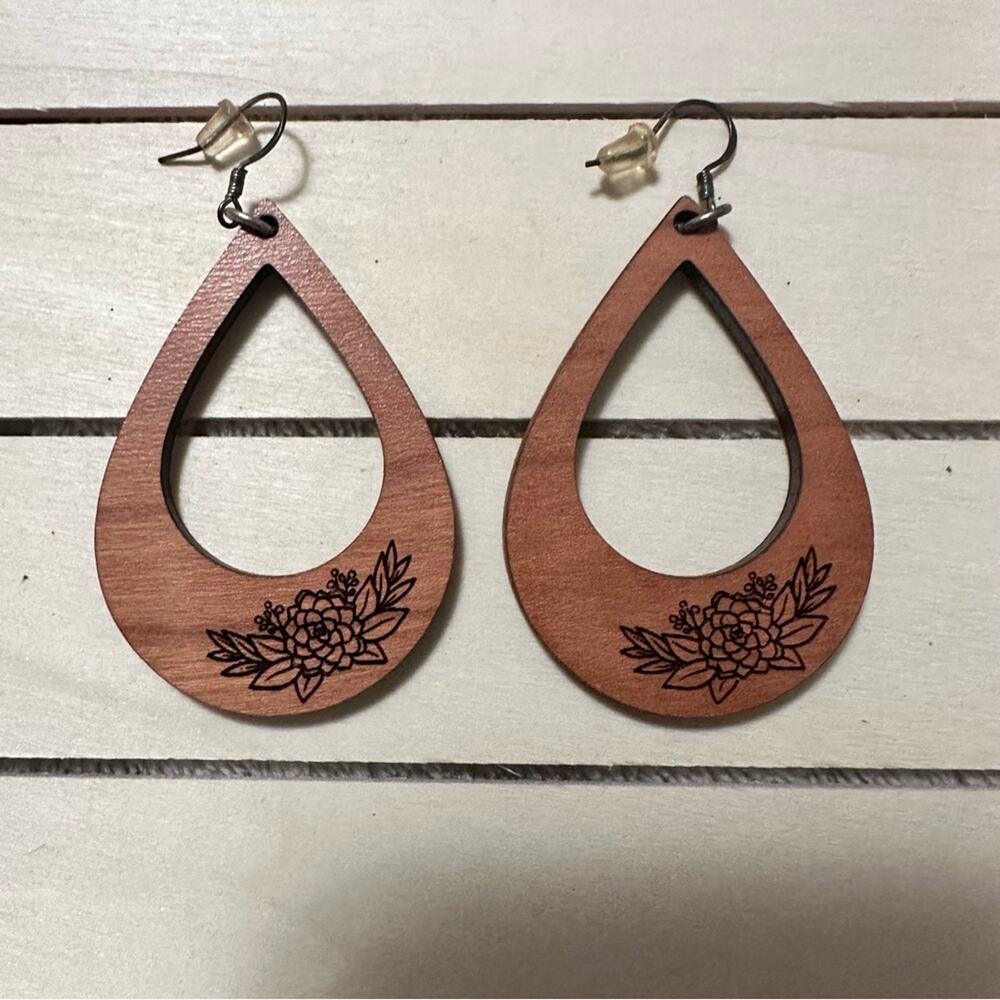 Floral Teardrop Wooden Pierced Dangle Earrings Brown Black New